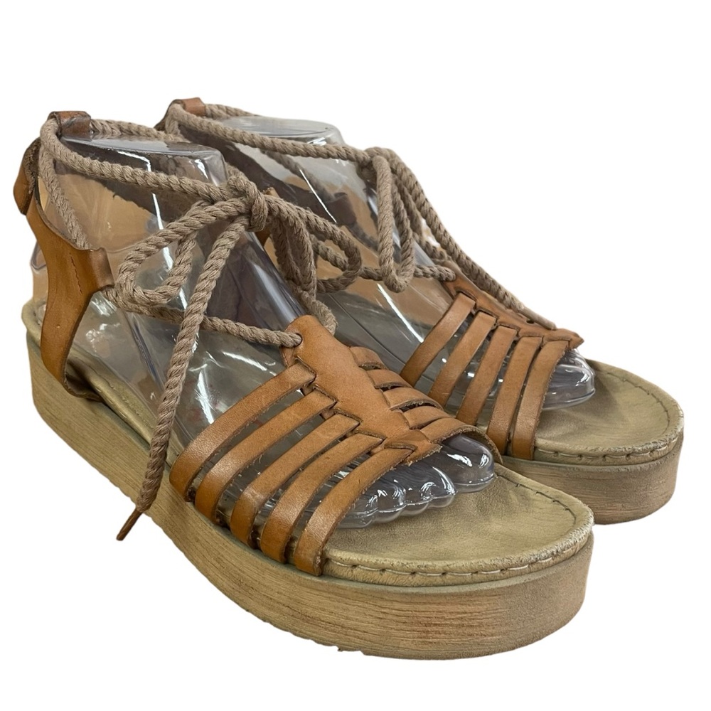 Musse & Cloud leather platform sandals size 9 (40)
